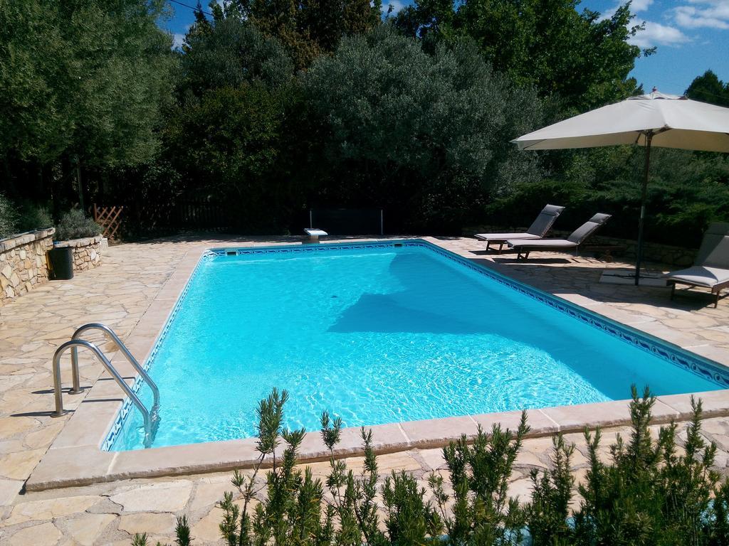 Gite Les Oliviers Cotignac Exterior photo